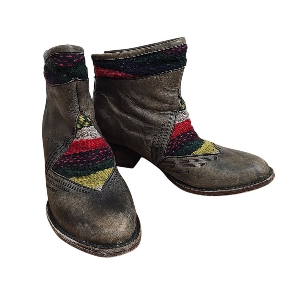 Freebird by Steven Boots Aztec Ankle Boots Size 7 Brown Distressed Leather